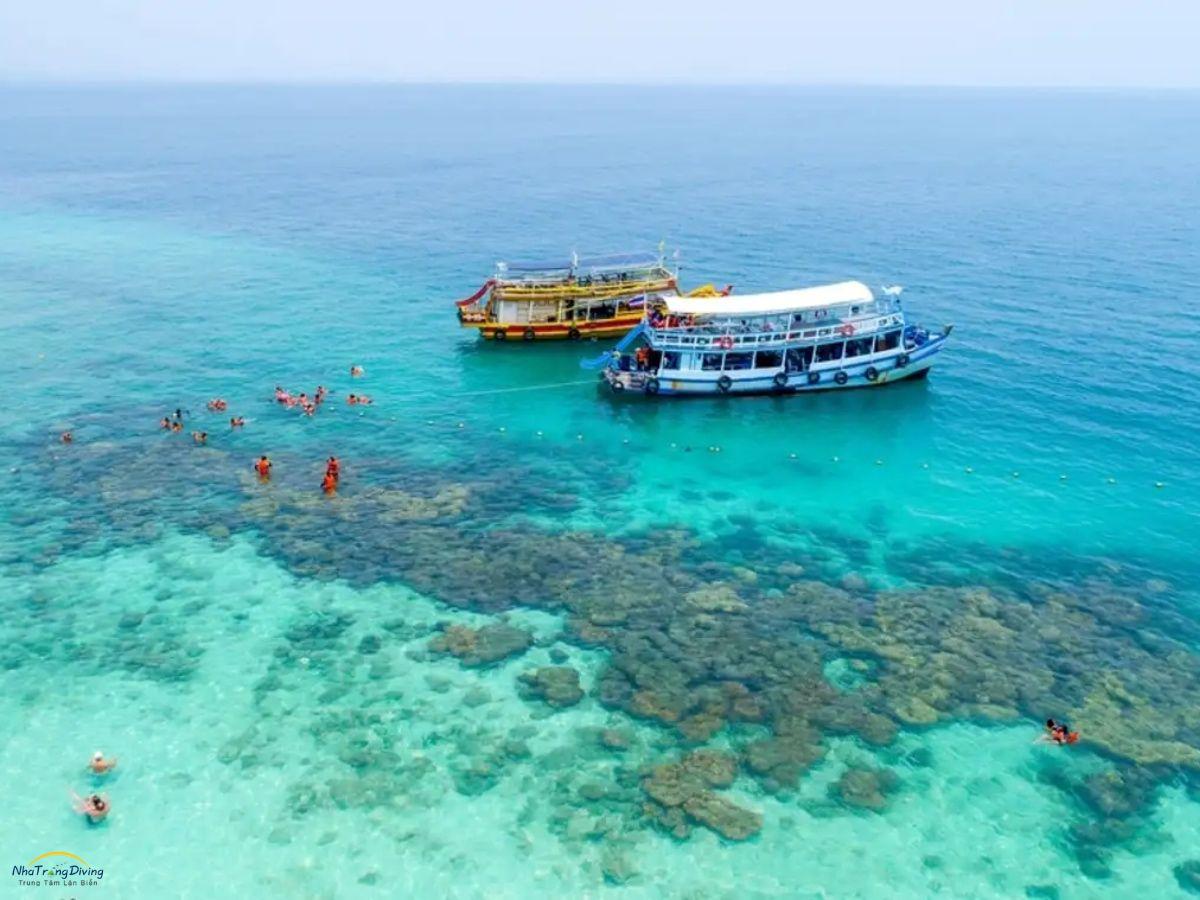 dia-diem-lan-ngam-san-ho-o-nha-trang