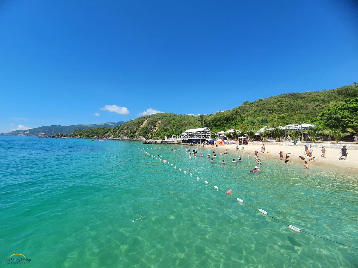 dia-diem-lan-ngam-san-ho-o-nha-trang