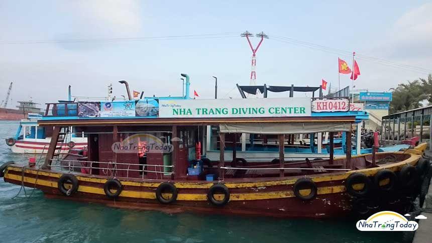giới thiệu trung tâm lặn biển nha trang diving